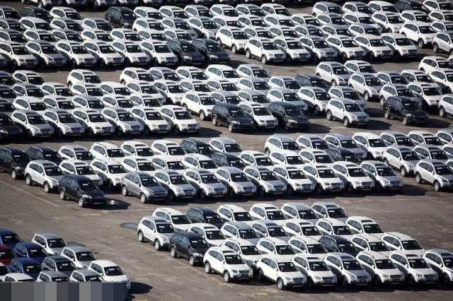 【中国质量万里行】汽车销量“拦腰斩”，是汽车成本太高，还是消费者没钱了？