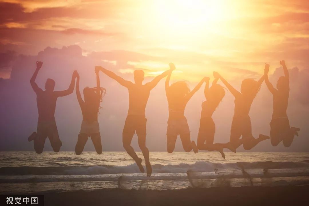 人民日报：「荐读」第一批90后就要奔三了，网友：别说了，我不接受！