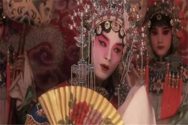 科技犬：世界十大好看电影排行榜！《霸王别姬》上榜，第六部是悬疑片老大