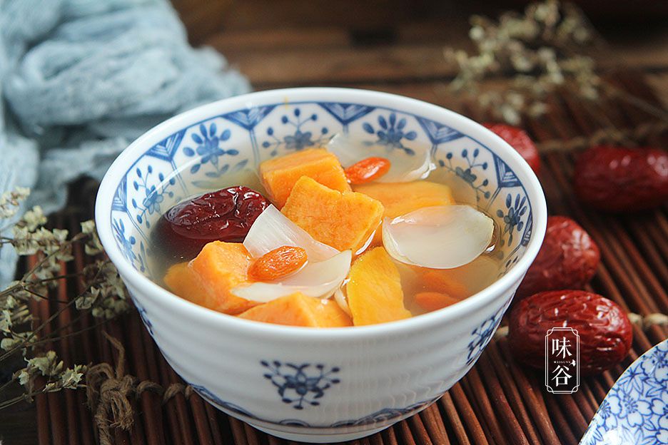 #味谷的厨房#秋分节气，餐桌四宝不能少，做成糖水全家抢着喝，清润去秋燥