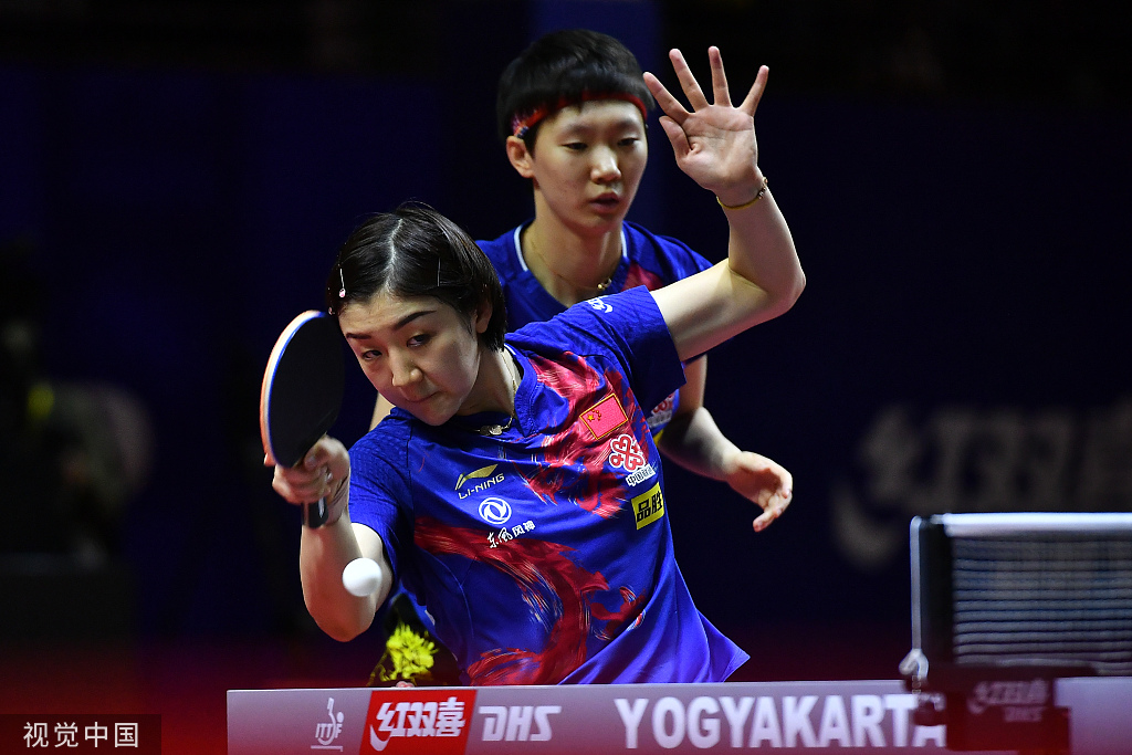 「世界足坛观察家」丁宁/朱雨玲3-0横扫陈梦/王曼昱 勇夺亚锦赛女双冠军！