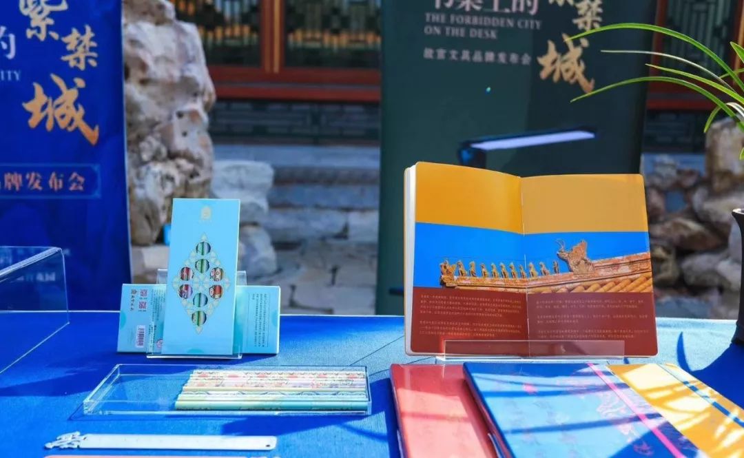 #中国消费者报#早间消费新闻｜斗鱼直播等32款软件上黑名单；购车上牌手续4S店一站办结