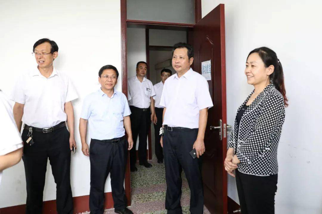 郓城县委常委组织部长李璐璐到郓城县人民医院检查指导科