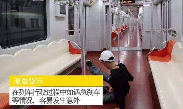 「合阳县融媒体中心」年轻人很累，凭什么要倚老卖老？自带板凳的79岁大爷火了