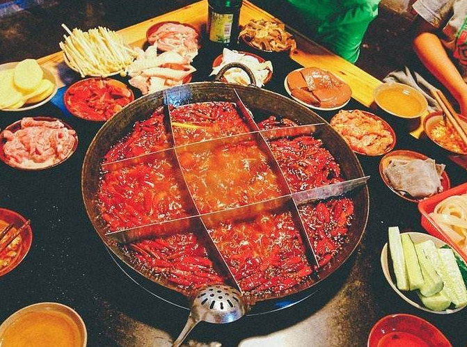 时尚大攻略：脸上痘痘反复难消，护肤方法要做对，记住三件事，痘痘不再有踪影