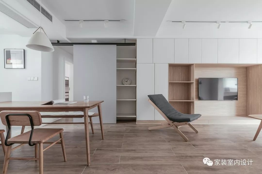 #中国质量万里行#120m2自然风两居，白色+原木色，轻盈舒适而美好！