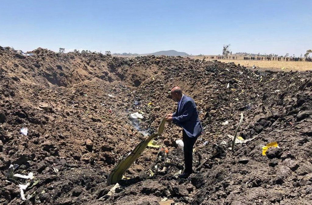 兵器次元：波音低头认错，首次赔偿坠机遇难者，每人仅14万！