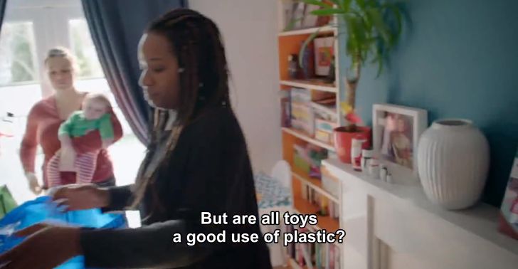 「英国报姐」噩耗：儿童套餐再也不送塑料玩具了！