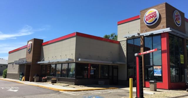 「英国报姐」噩耗：儿童套餐再也不送塑料玩具了！