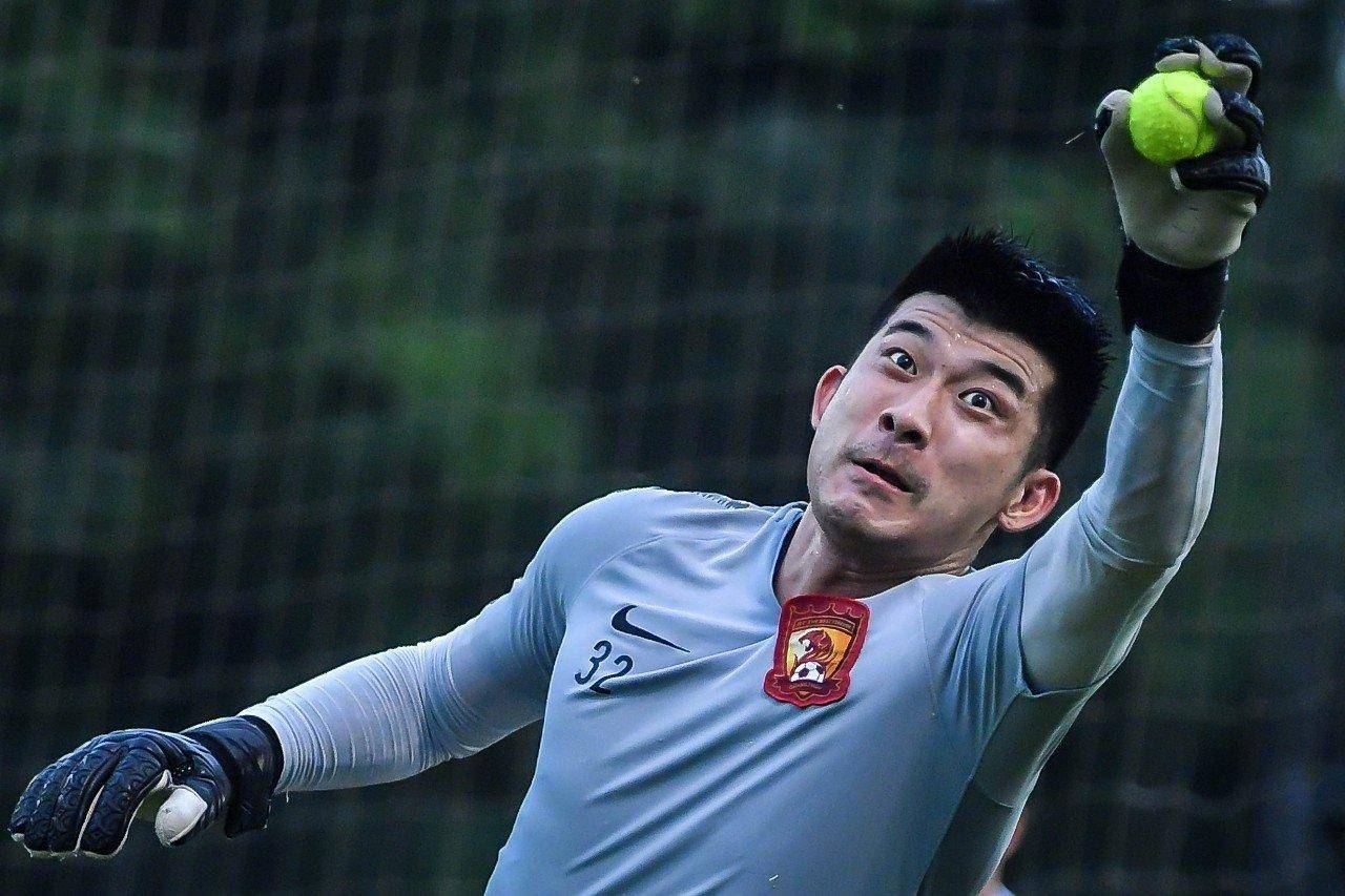 曾诚入选国足名单靠关系两大理由可击碎谣言刘殿座仍有机会