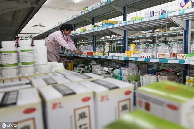 「中国质量万里行」满大街实体店倒闭，为啥药店便利店越来越多？都是有原因的