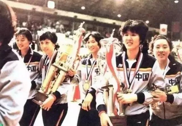 中国教育报■从五连冠到十连胜，中国女排靠的是什么？｜深呼吸