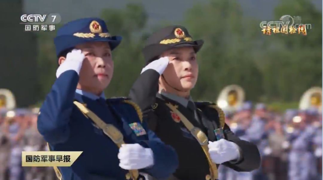 「中国经济网」国庆大阅兵女将军领队，是她们！