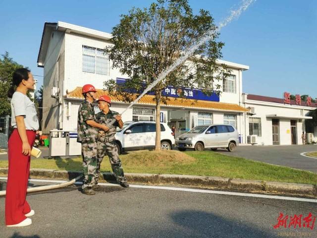 高桥镇开展森林防火应急演练