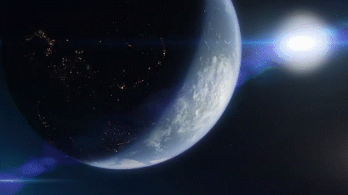 我们在地球上看到的超新星爆发就是一颗星星的亮度突然增加,最终可以