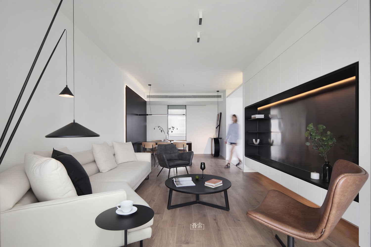 中国质量万里行■化繁为简，动静交织，整洁有序的黑白理性美学