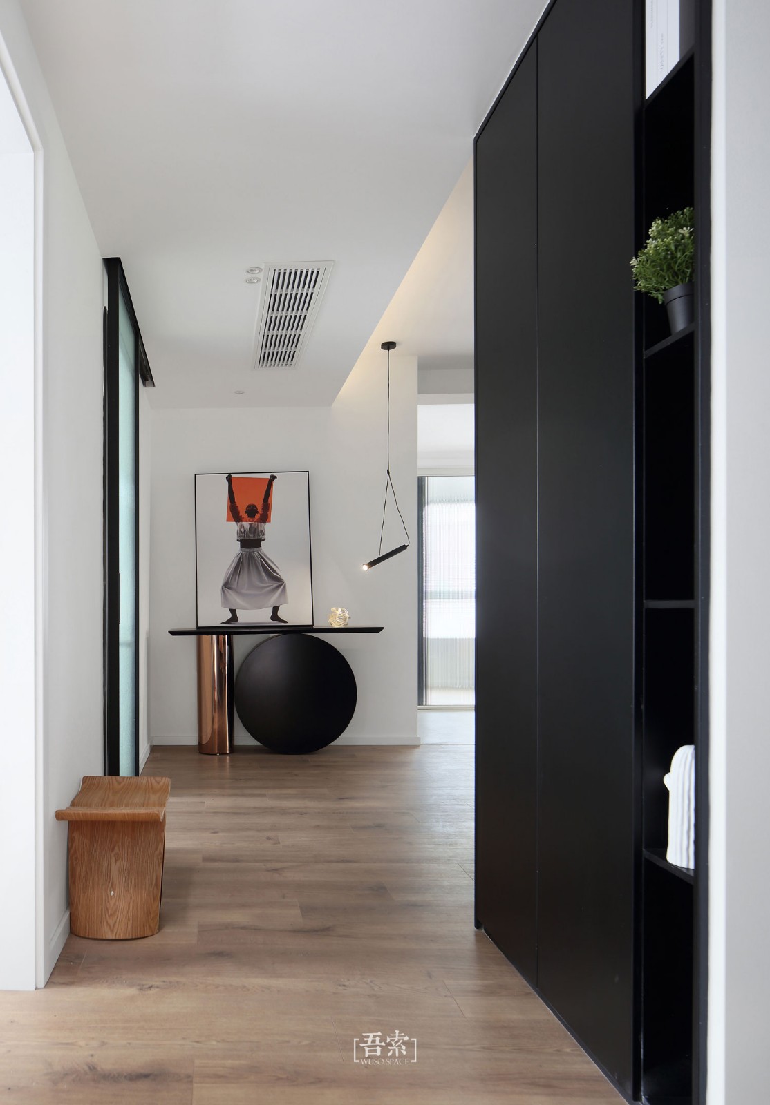 中国质量万里行■化繁为简，动静交织，整洁有序的黑白理性美学