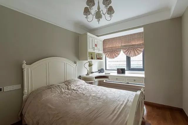 「中国质量万里行」想做书房，试试用飘窗改，美观还实用