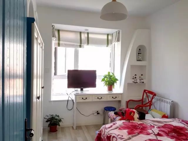 「中国质量万里行」想做书房，试试用飘窗改，美观还实用