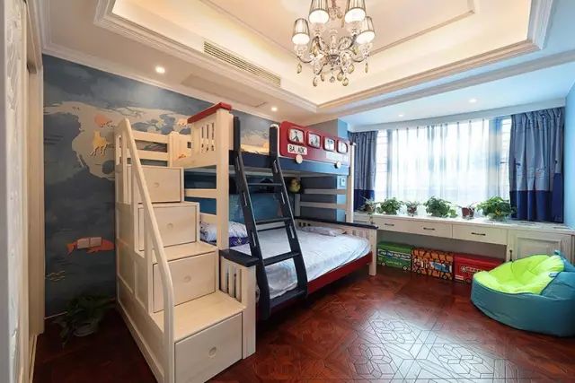 「中国质量万里行」想做书房，试试用飘窗改，美观还实用