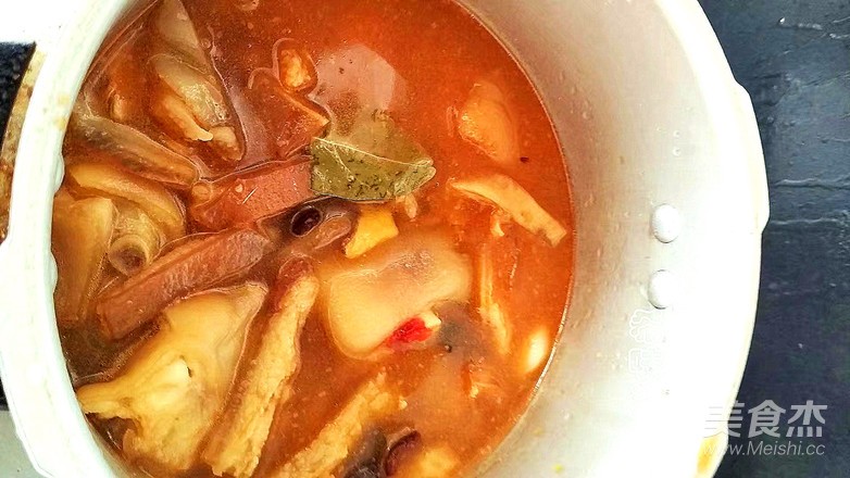 美食杰一食一刻：女人不想成为黄脸婆，秋天就吃它，满满的胶原蛋白，比面膜好用
