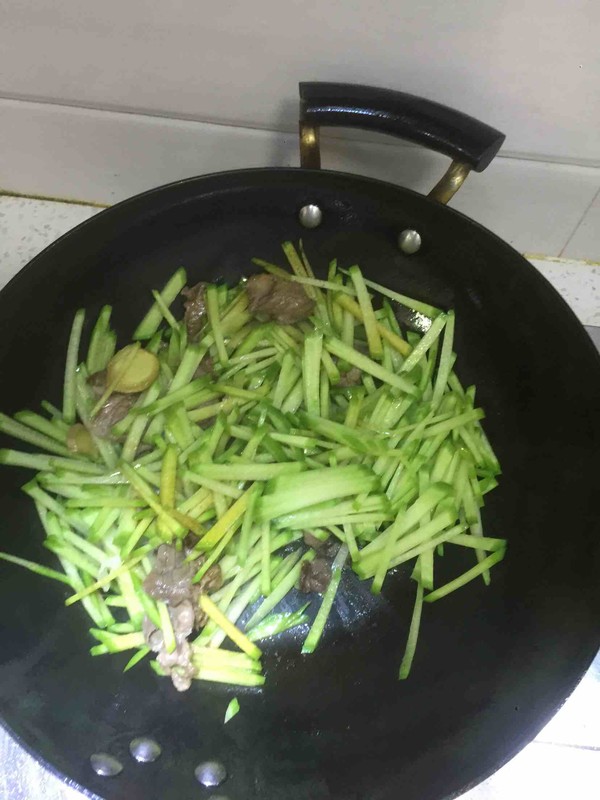 美食杰一食一刻■秋天，宁可不吃肉也要吃这菜，6毛1斤，比人参滋补，特别香！
