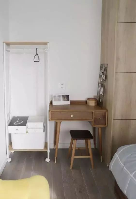 #中国质量万里行#客餐厅面积大卧室面积小，怎么装？在餐厅挤出一间房