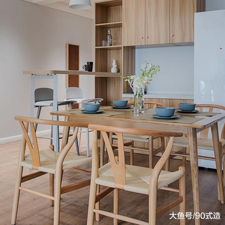 中国质量万里行■83㎡两室，原木色装修，素净高雅，厨房不要做亚光瓷砖