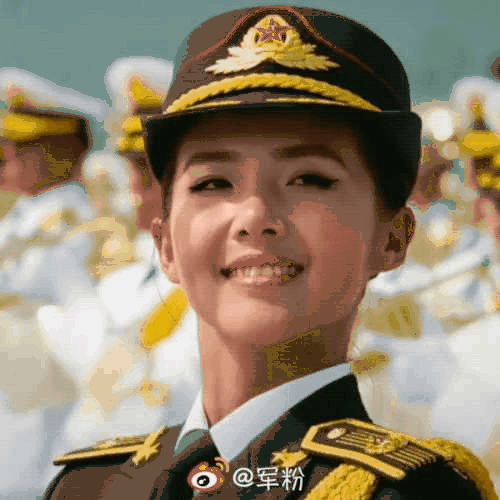 [经济日报]网友酸了：果然，长得好看的都“上交”给国家了……