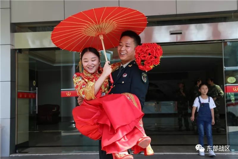 经济日报：别再想了，这些兵哥哥结婚了！
