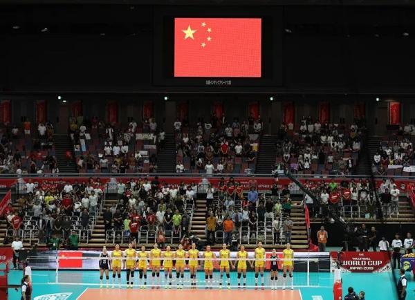 手机中国网@《我和我的祖国》票房破8亿，原型故事让人泪目