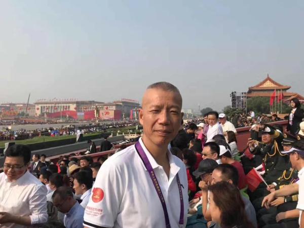「中国质量万里行」惊艳世人的国庆烟花背后，原来有个“玩火的男人”