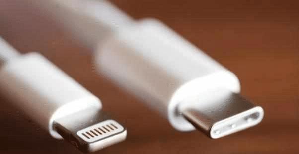 #中国质量万里行#为什么苹果手机从不用Type-C接口，背后的真实原因？