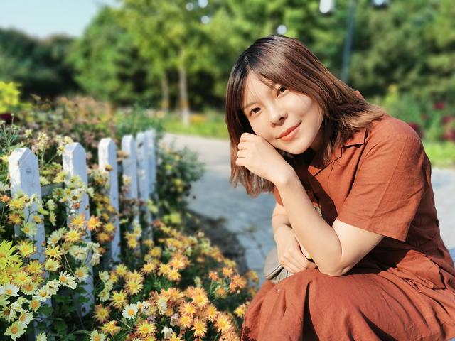 「中国质量万里行」华为Mate 30 Pro实拍人像，虚化效果自然，不需要带单反了