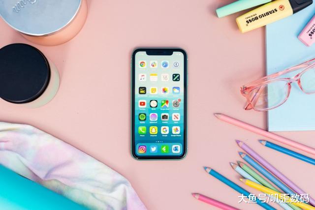 中国质量万里行@库克持续放大招，iPhone11沦为“幸运价”，网友：买早了！