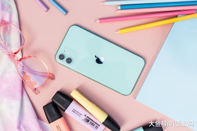 中国质量万里行@库克持续放大招，iPhone11沦为“幸运价”，网友：买早了！