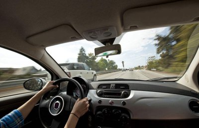 [中国质量万里行]换挡之后，离合器立马放开还是慢慢放？