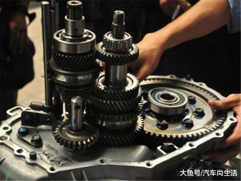 [中国质量万里行]老司机深入解析自动挡的AT, CVT, DCT的区别！