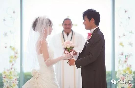 「半岛晨报」7天长假8场婚礼，钱和假期都被掏空！