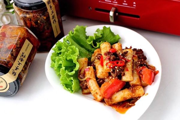 美食熊猫■好拌牛肉酱，拌饭拌面拌菜都可以，提味又下饭，家人顿顿想吃！