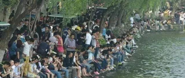 [河北新闻网]坐在家里的人笑了！国庆假期，人人人人人我人人人人人，被这些画面震撼到