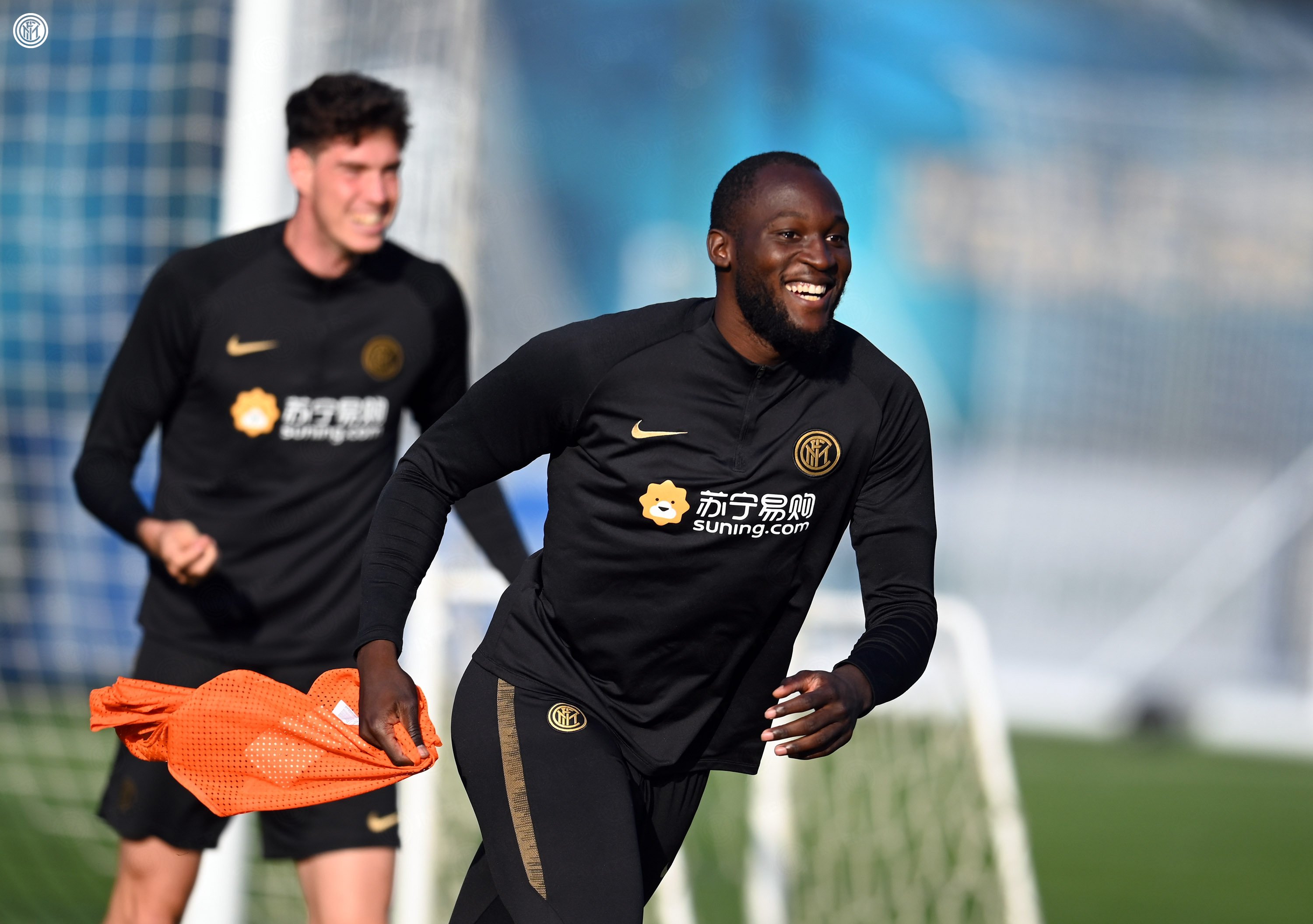 「叶青足球世界」200个国家直播！意甲巅峰德比票房650万欧元，刷新110年纪录