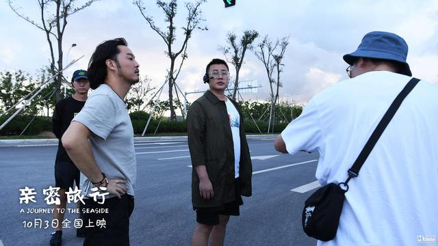 时光网Mtime■沙溢导演《亲密旅行》曝NG特辑 惨遭亲儿子安吉嫌弃 父子片场花式逗趣
