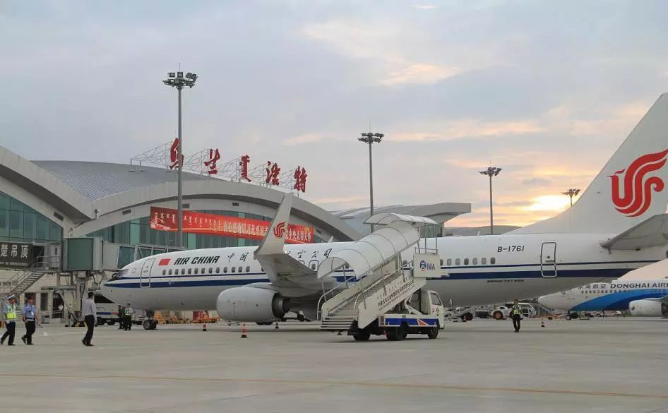 乌兰浩特机场始建于1958年,是日伪时期的简易机场,位于王爷庙街(今