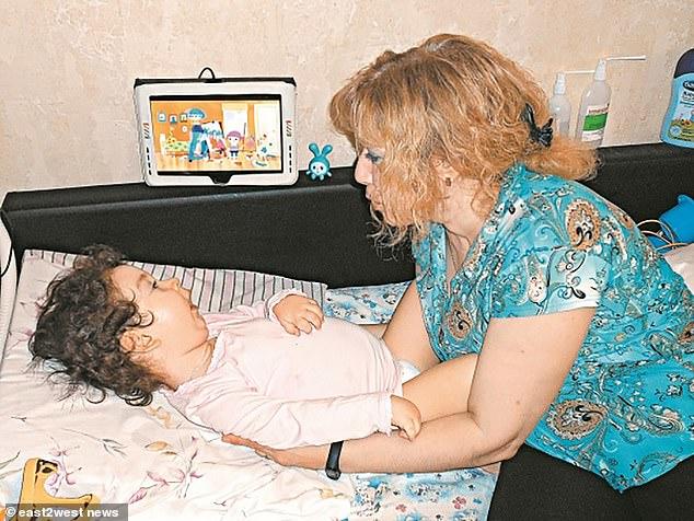 「红星新闻」“借精”生子宝宝却患遗传病 精子银行：孩子可以送去孤儿院