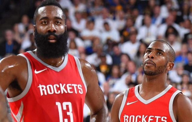 三十年体坛故事■四大主流媒体批莫雷，NBA中方伙伴下架火箭所有内容，损失惨重