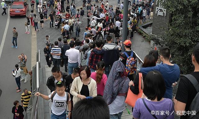 #中国质量万里行#央视网评丨黄金周顽疾：趁节“打劫”乱象为何难除？