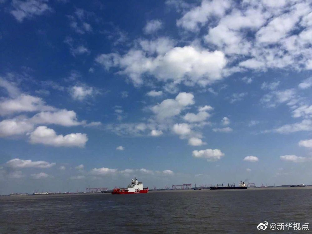 经济日报■点赞！“雪龙2”号向南极进发 开启“双龙探极”新时代