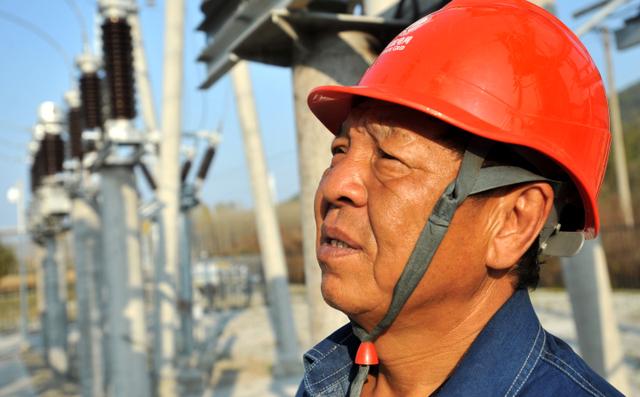 生活报：苇河林区供电员工李守富：连续40个国庆节守护光明