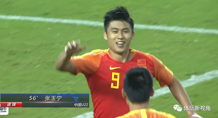 「体坛新视角」相比包揽国足两个进球，张玉宁赛后的这番话更令人动容！